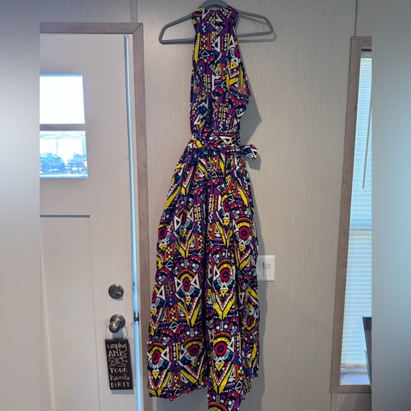 Vibrant Patterned Maxi Dress - Picture 7 of 9